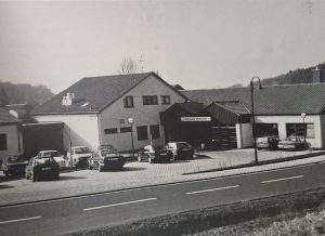 Ein Foto der Hirzenhainer Werkstätten von 1980